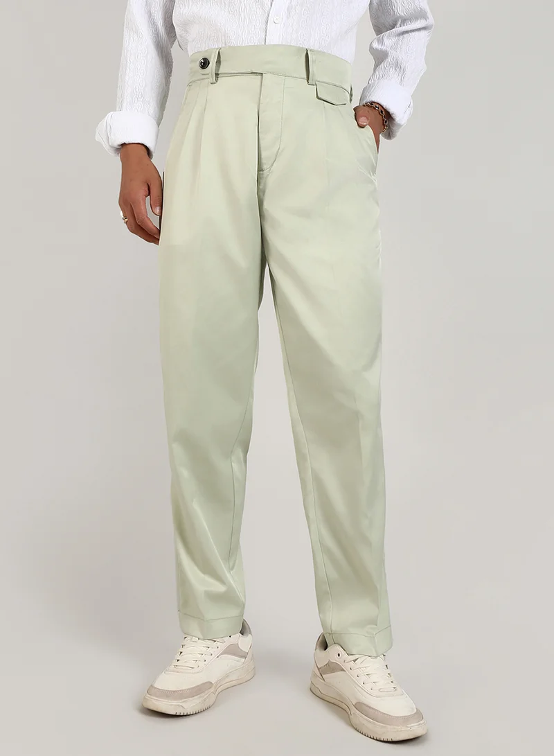 كامبوس سوترا Men's Pale Green Solid Tailored Trousers For Casual Wear | Tailored Fit | 4 Pockets | Button Closure | Trousers Crafted With Comfort Fit For Everyday Wear
